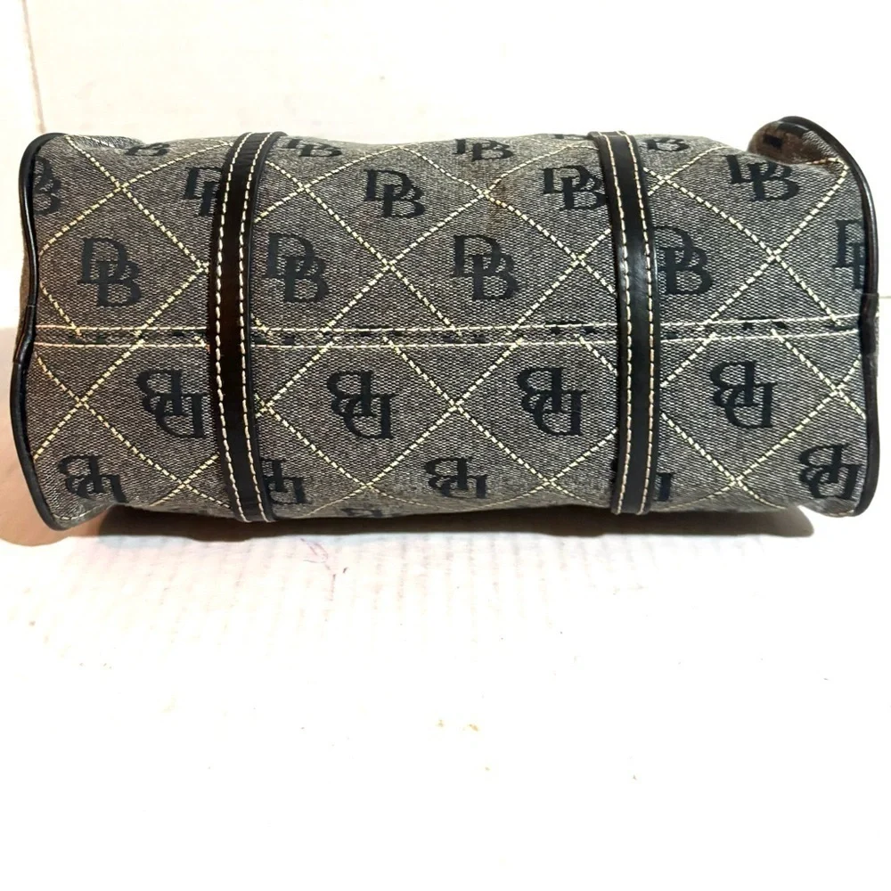 Dooney bourke signature print canvas handbag